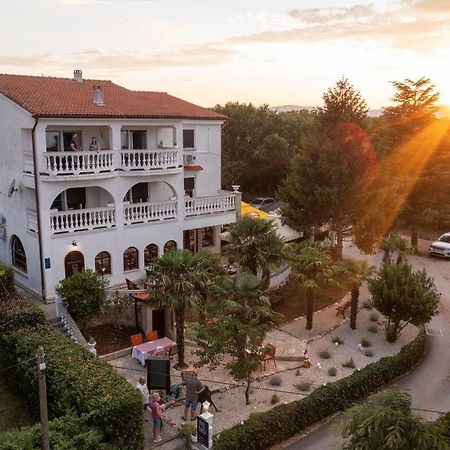 Restaurant & Rooms Nino Порат Екстериор снимка