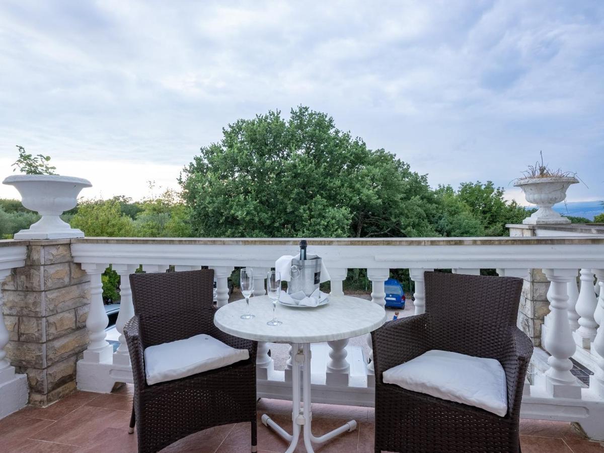 Restaurant & Rooms Nino Порат Екстериор снимка