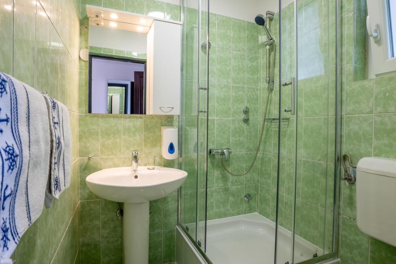 Restaurant & Rooms Nino Порат Екстериор снимка