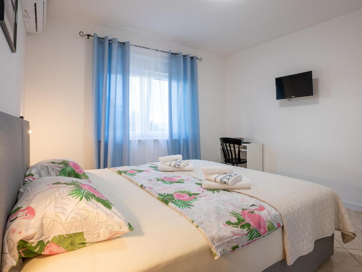 Restaurant & Rooms Nino Порат Екстериор снимка